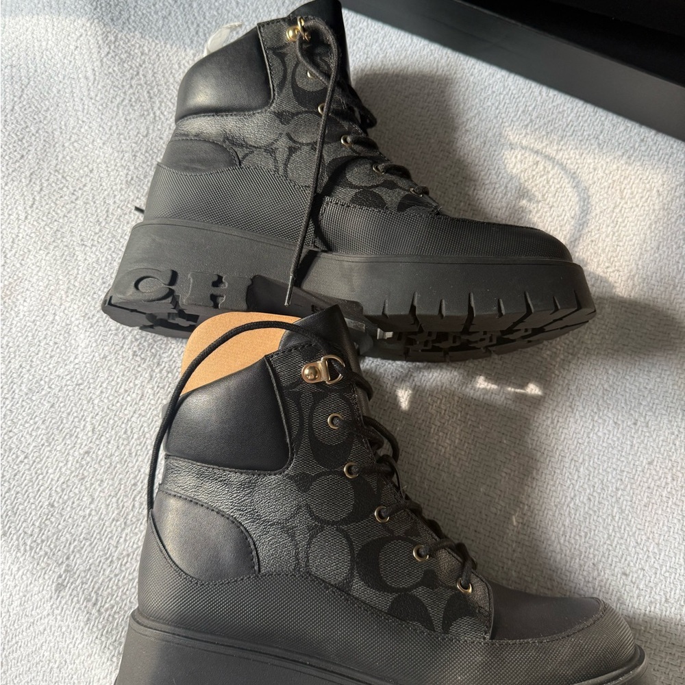 Coach Royce Sig Boot - Picture 10 of 10